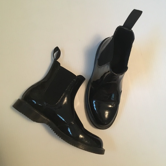 shiny black chelsea boots